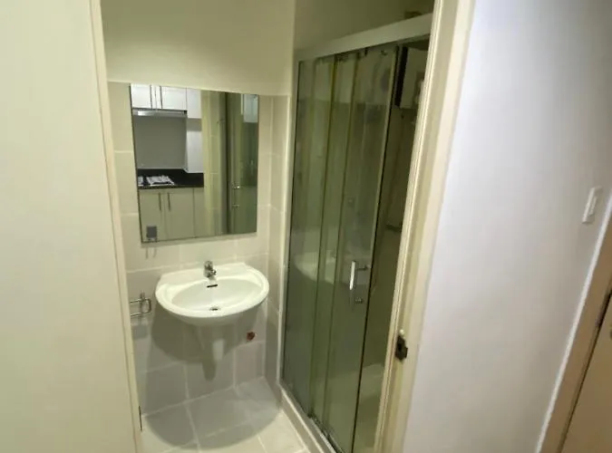 Sea Residences Moa - Joseph Place Manila