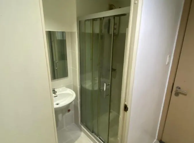 Sea Residences Moa - Joseph Place Manila