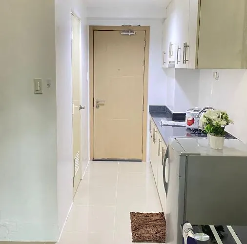 Sea Residences Moa - Joseph Place Apartment Manila